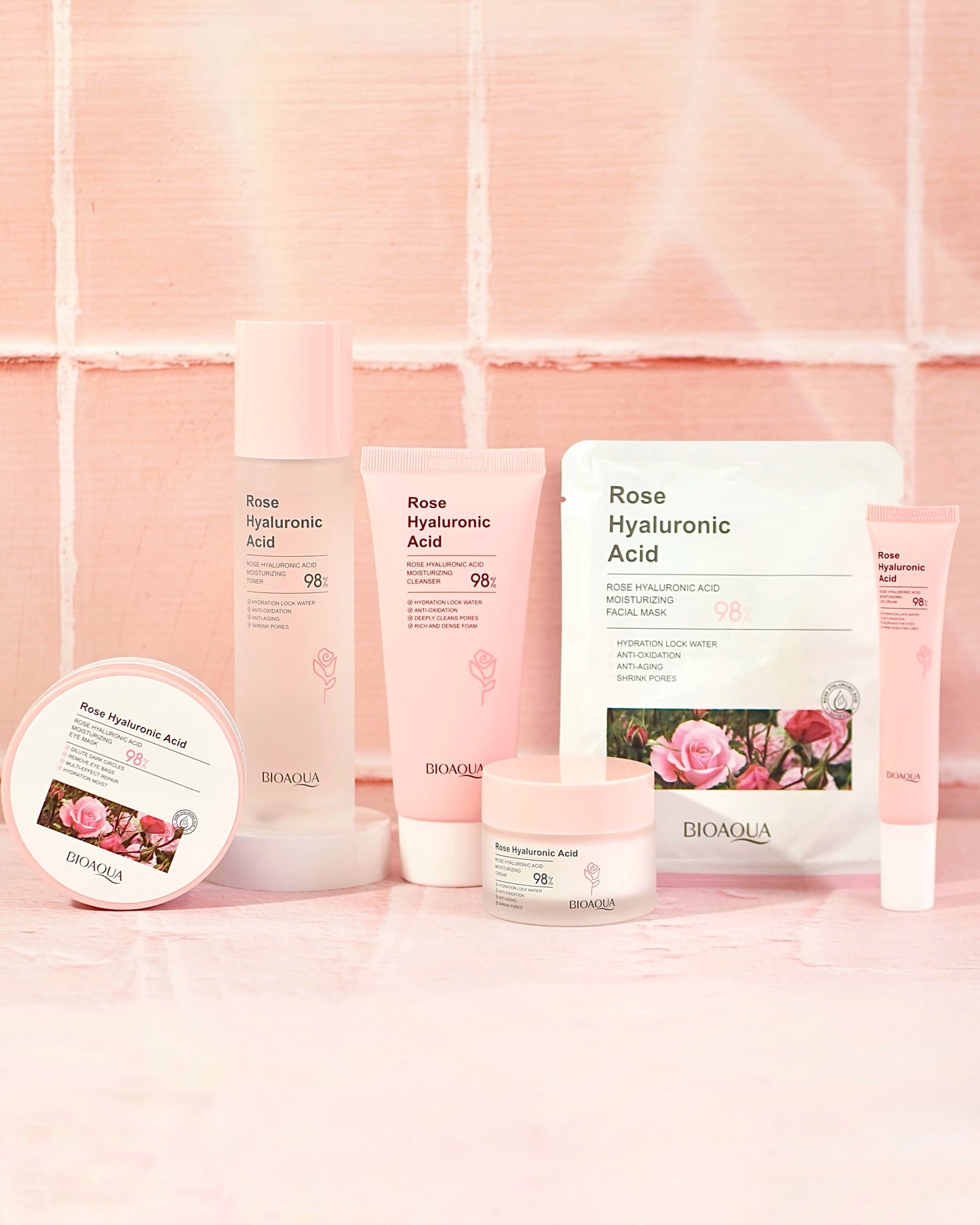 Kit Rosas con Ácido Hialurónico Bioaqua - 6 Productos