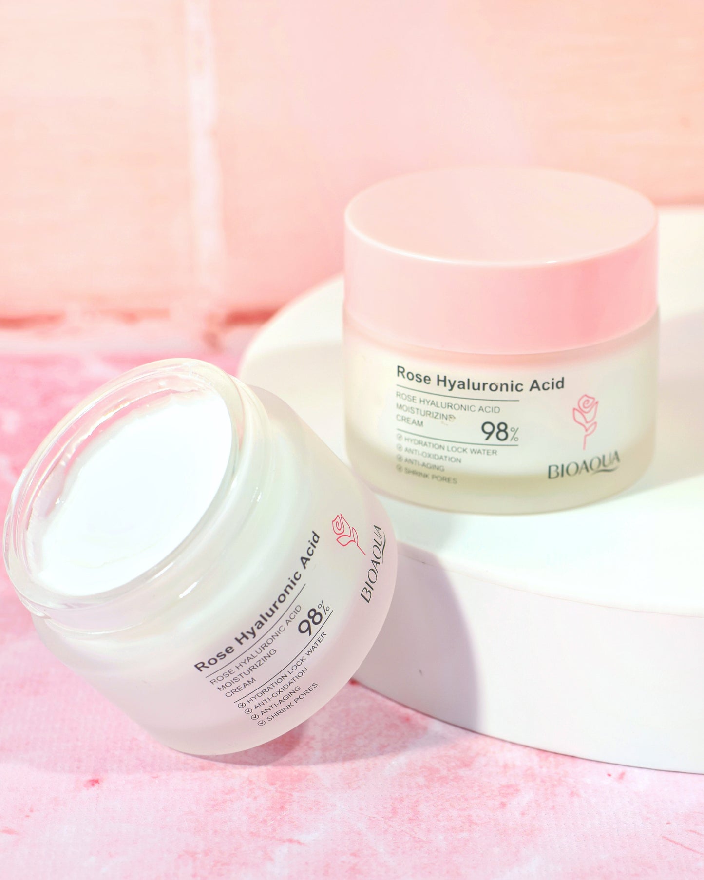 Crema rosas + ácido hialurónico Bioaqua nutre e hidrata