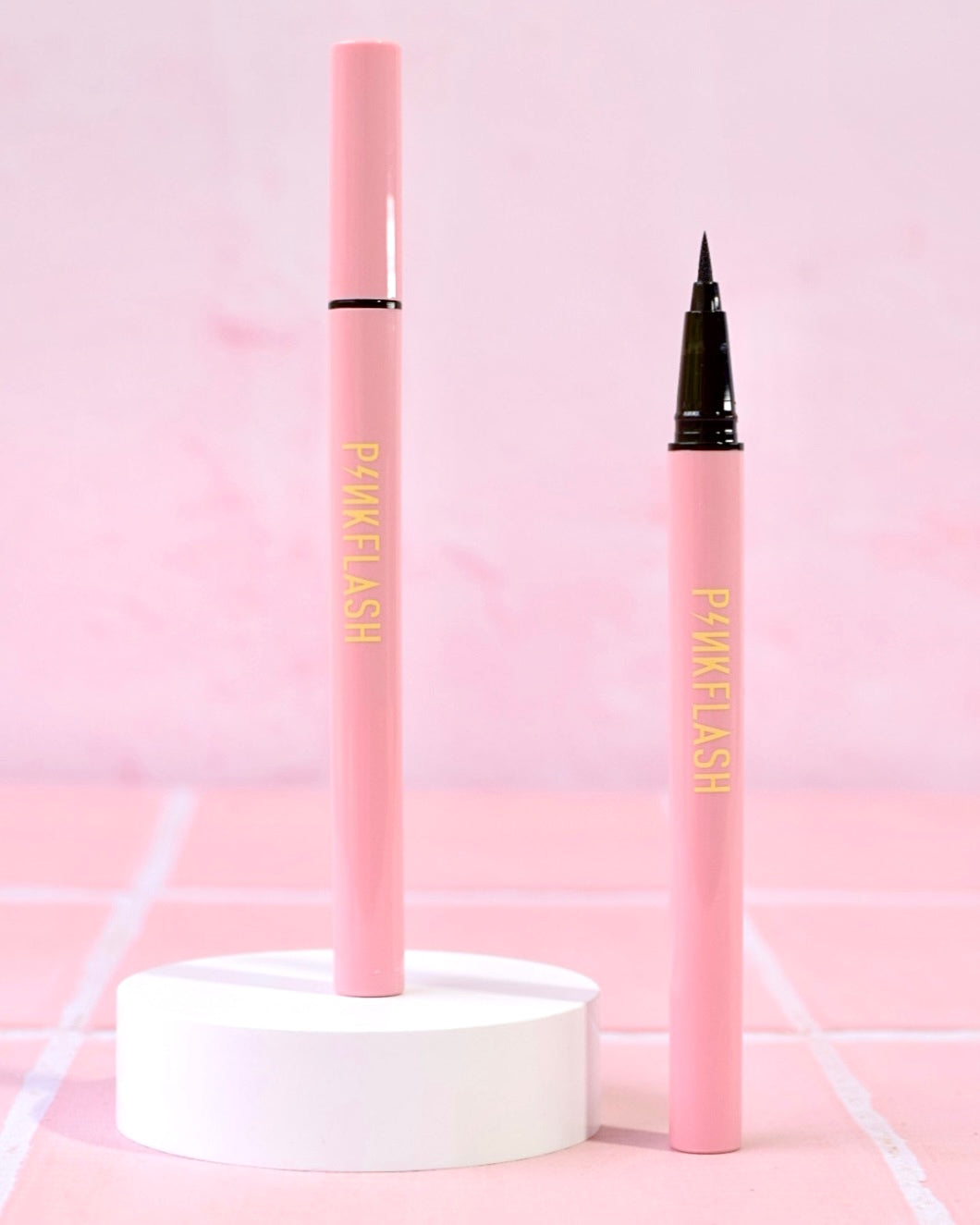 Delineador Waterproof PinkFlash trazo preciso