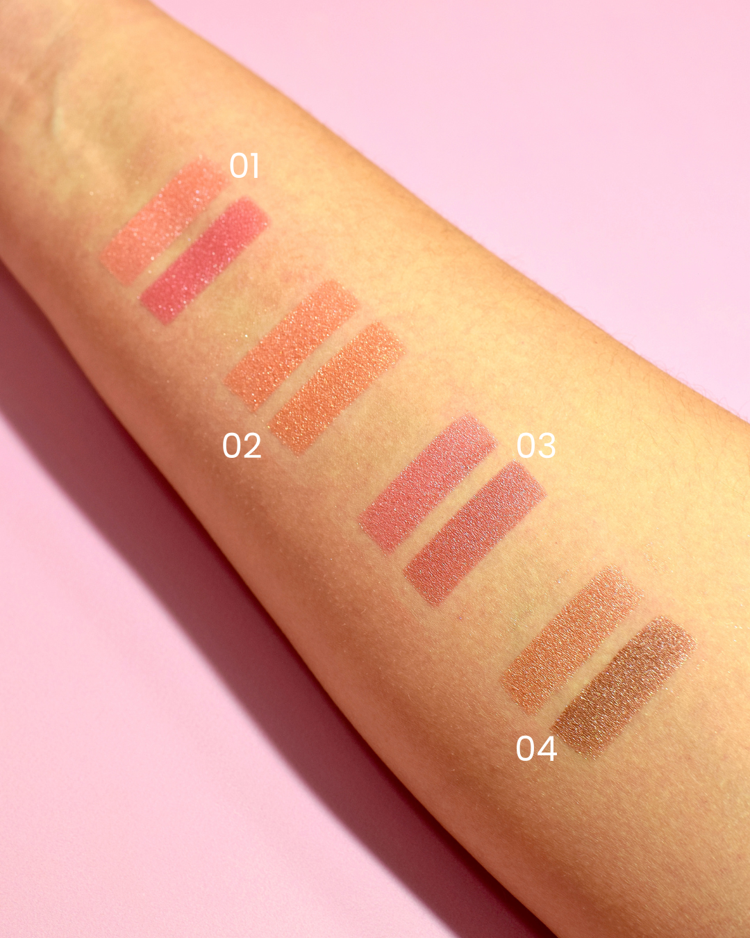 Rubor Iluminador Efecto Glow + Dúo brillante (Blush Romantic Glow Duo)